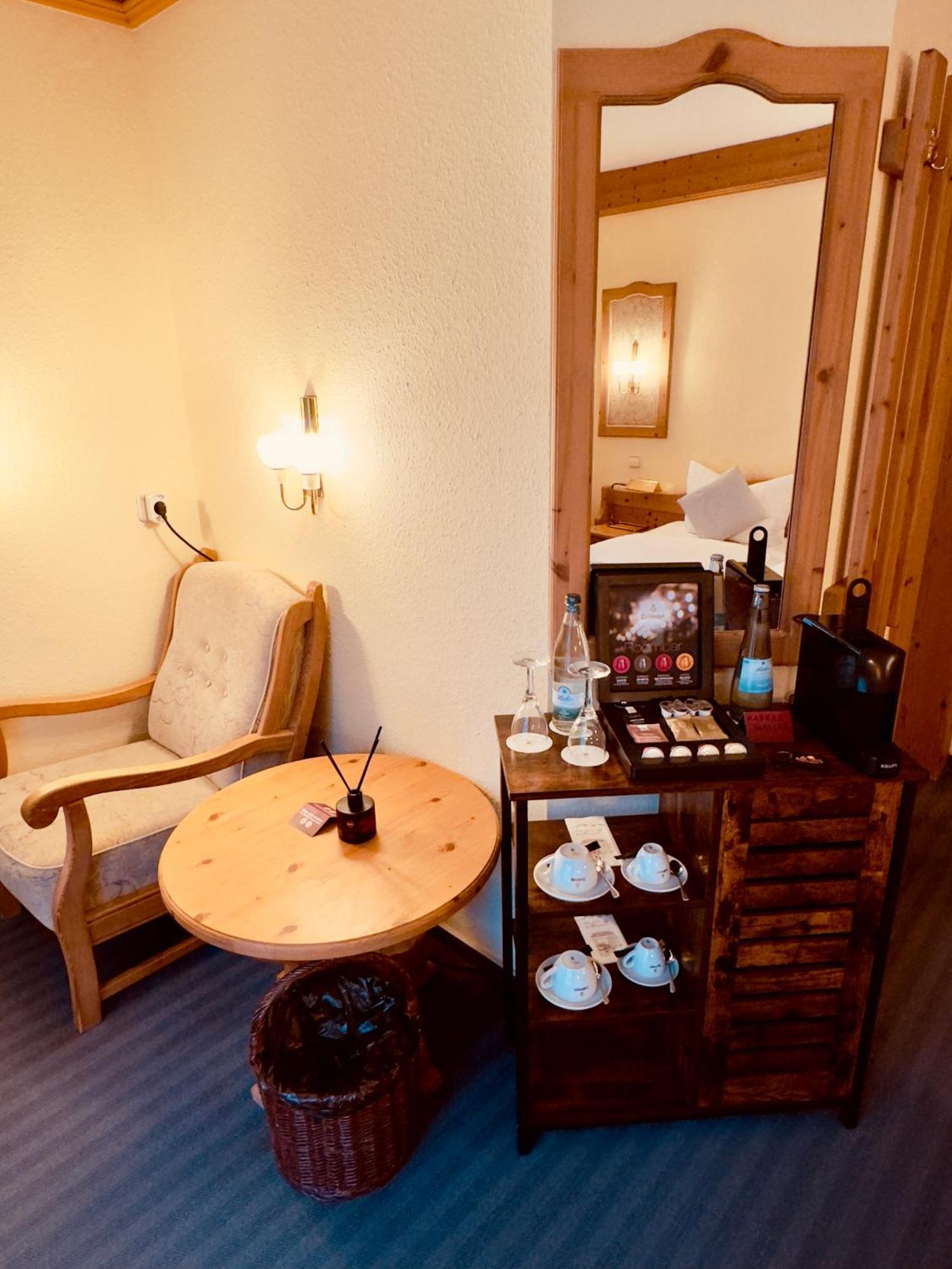 Hotel Restaurant Adler Stube Münstertal Eksteriør bilde